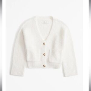 Lounge Boucle Cardigan

Size: CREAM S